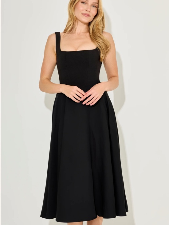 Odd Muse Dresses & Skirts - Odd Muse The Ultimate Square Neck Midi Dress in Black